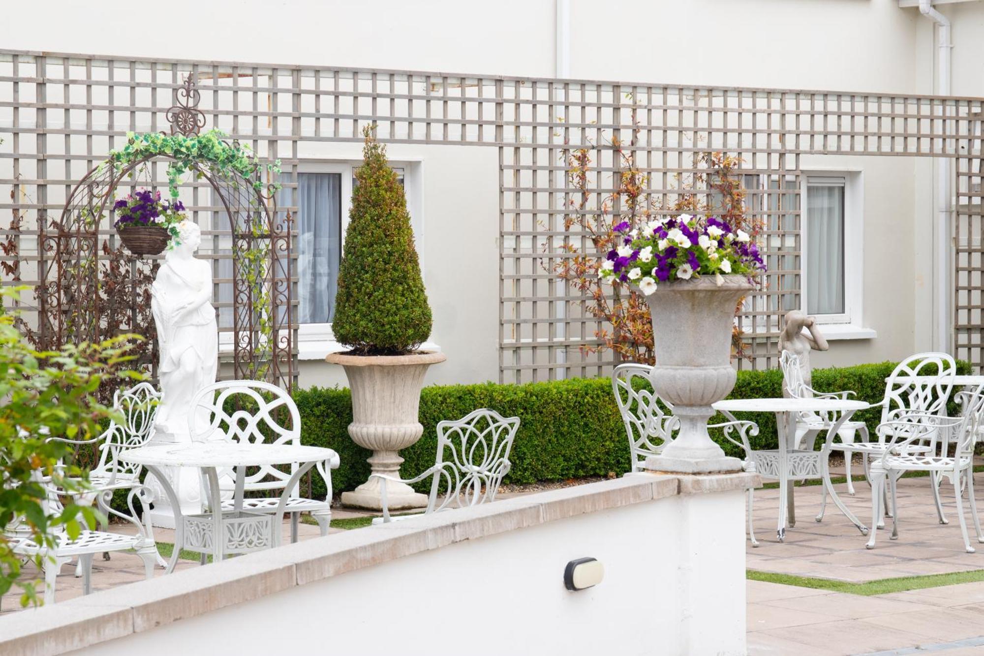 Killarney Oaks Hotel Экстерьер фото